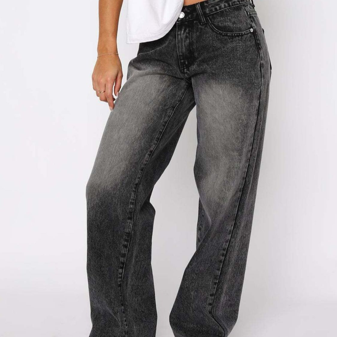 2c2029bc-f8a5-420f-a2eb-5930b1a8295b-Max