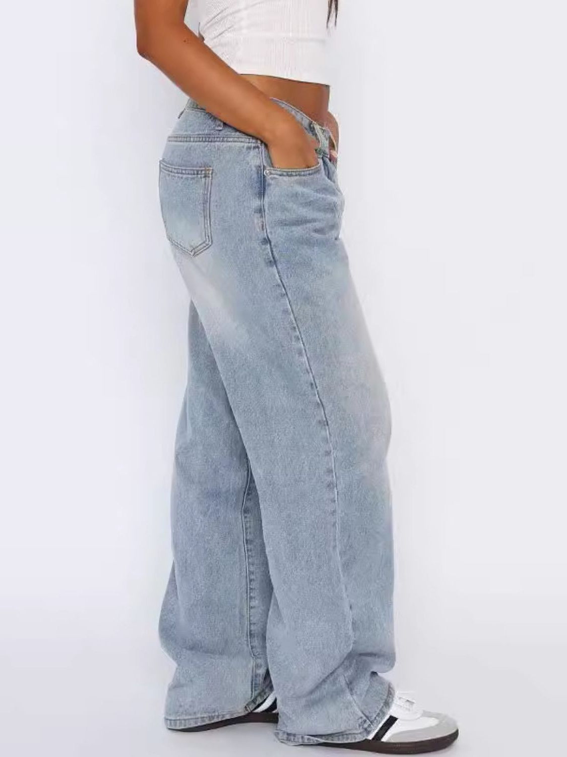 825fafc8-4bfe-46c1-a9e1-dc41cd259e91-Max