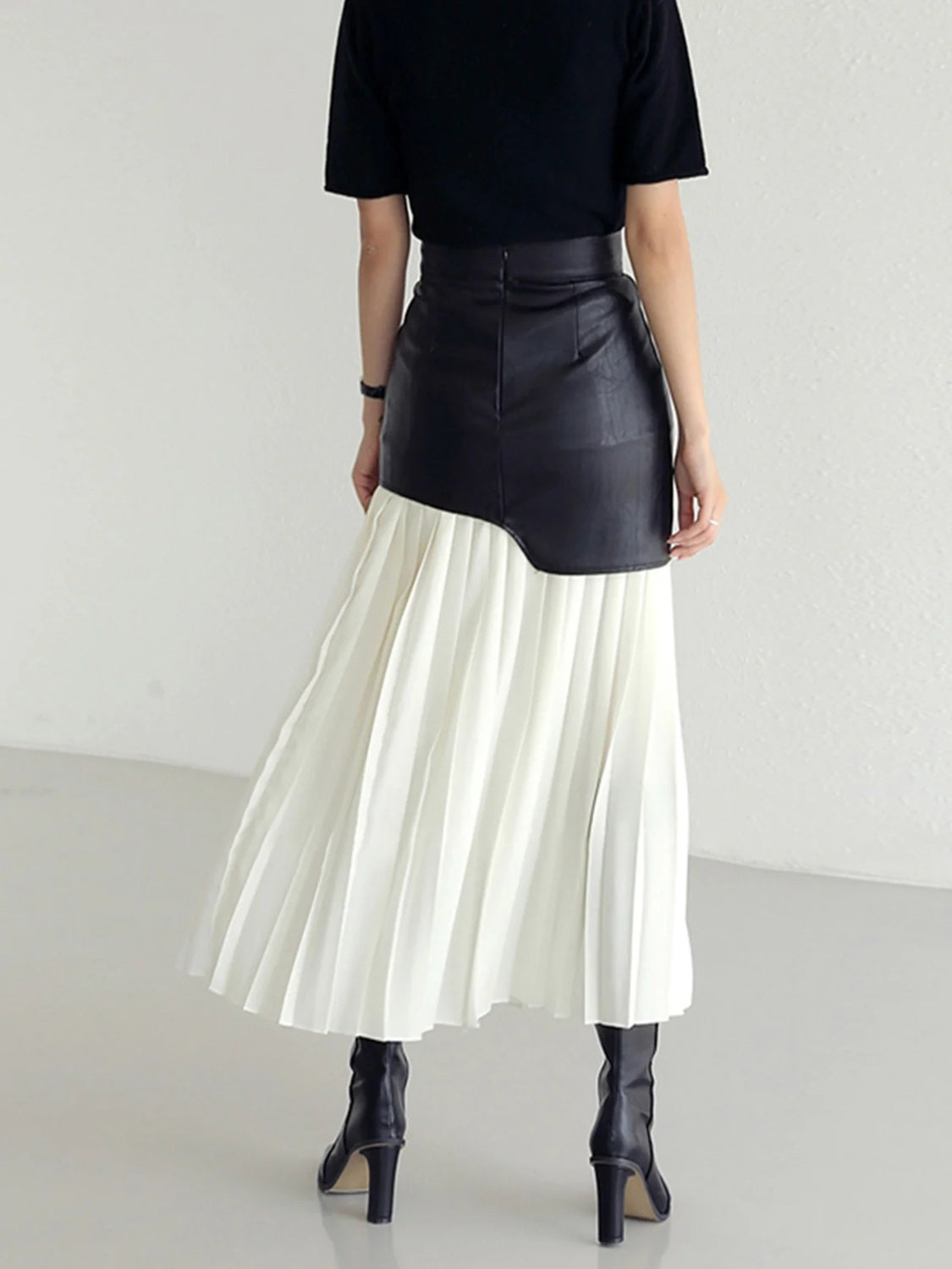Pleated Contrast High Rise Skirt back view