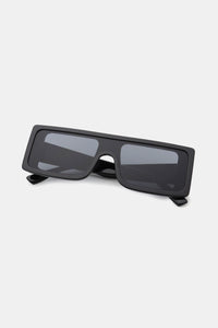 Polycarbonate Frame Rectangle Sunglasses black front lens 
view